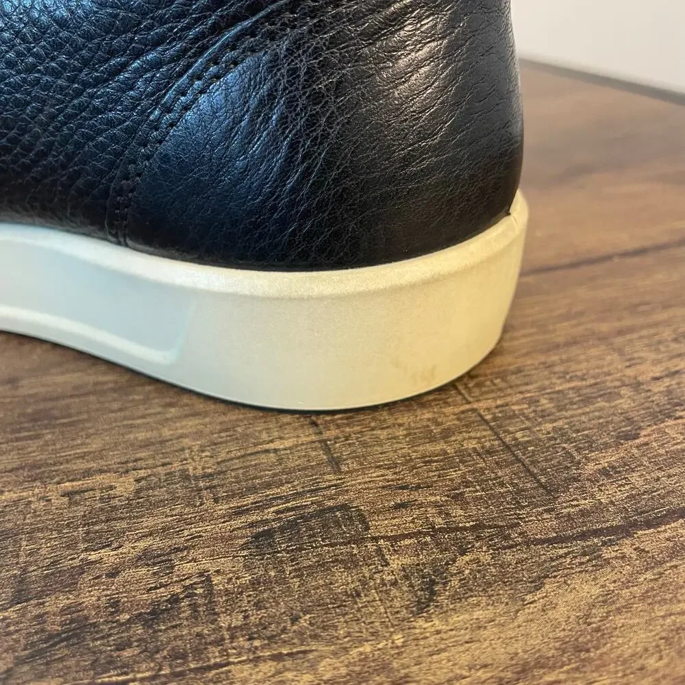 ECCO Soft 7 Sneakers Womens EU 38 US 7 7.5 Black Leather Comfort Walking